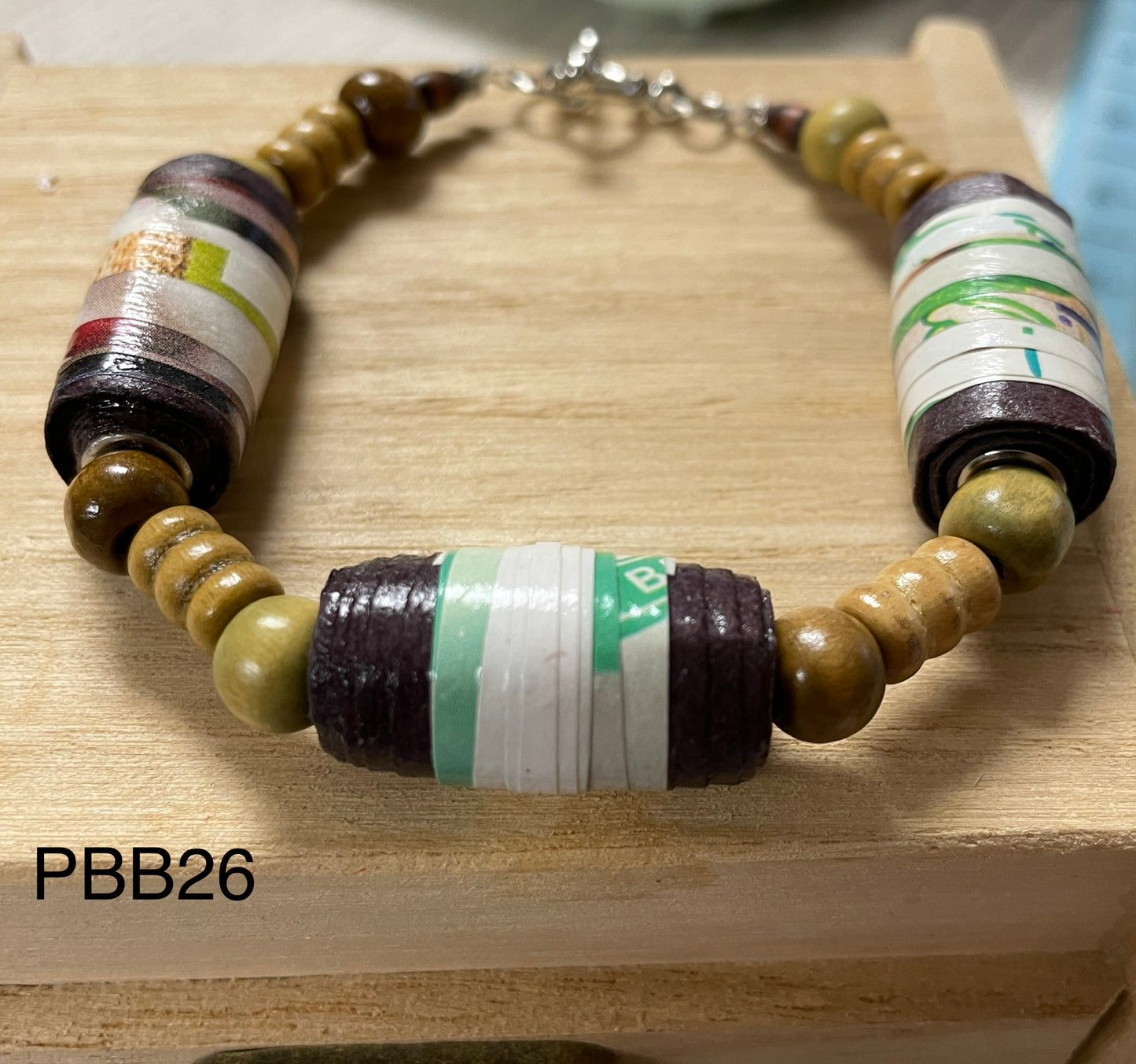Chunky Paper Bead w/wooden beads PBB26